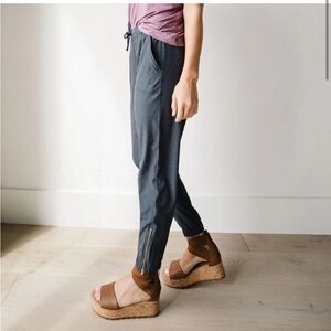 Albion Fit Jetsetters